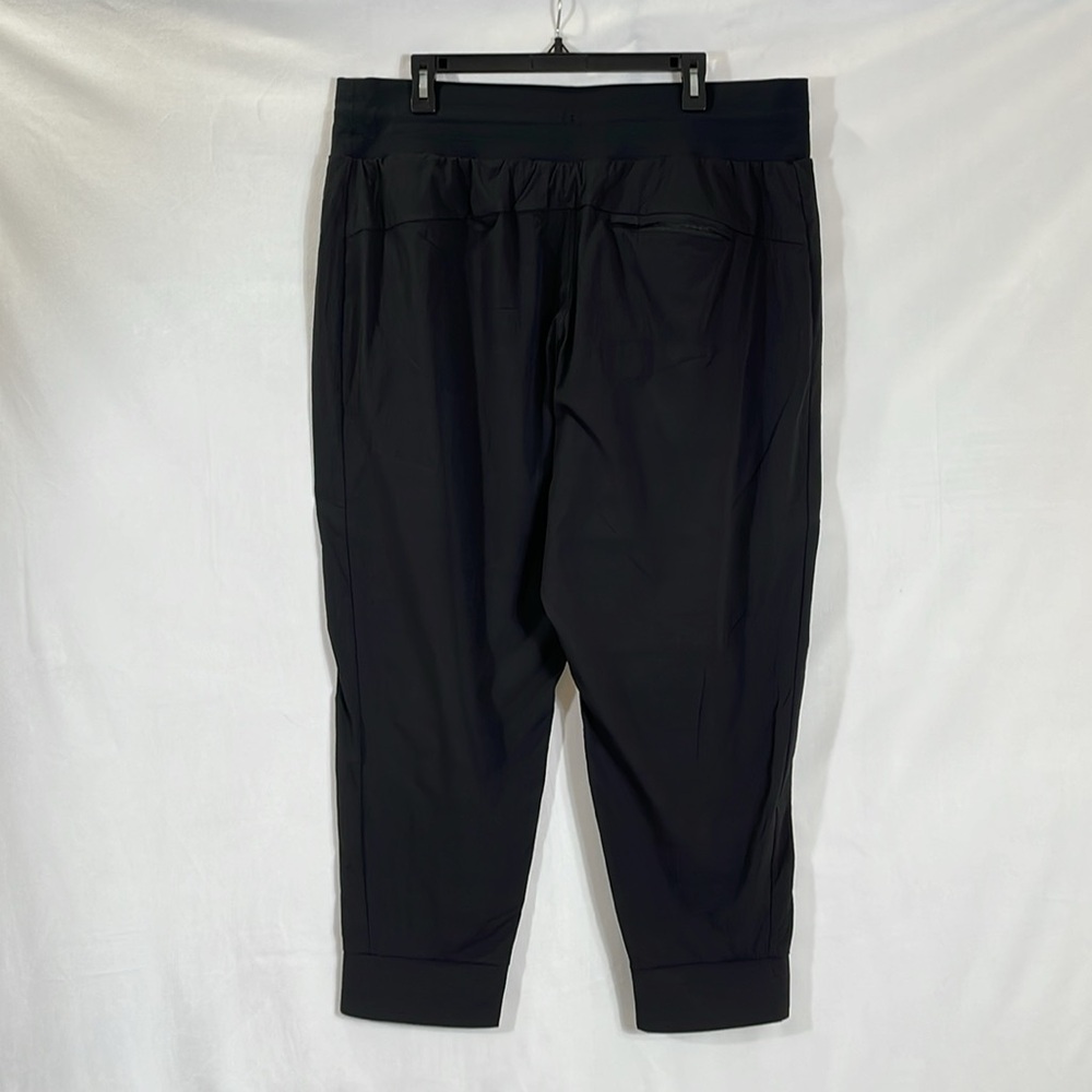 Athleta Trekkie North Jogger Size 18 Black EUC - Picture 3 of 15